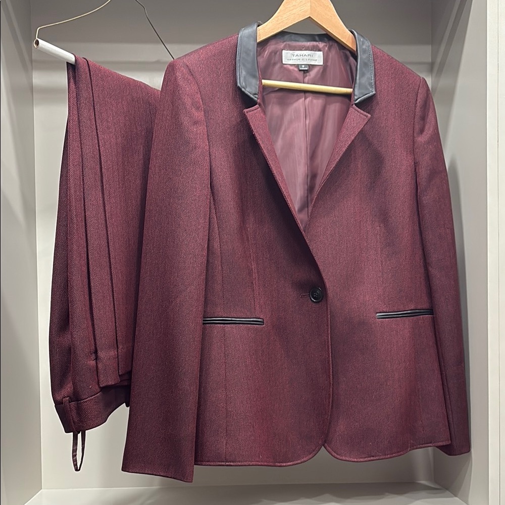 Tahari ASL Red Pantsuit with Notched Lapels